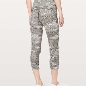 Lululemon In Movement Crop Everlux 19” Legging Swerve Vapor Metal Grey 8